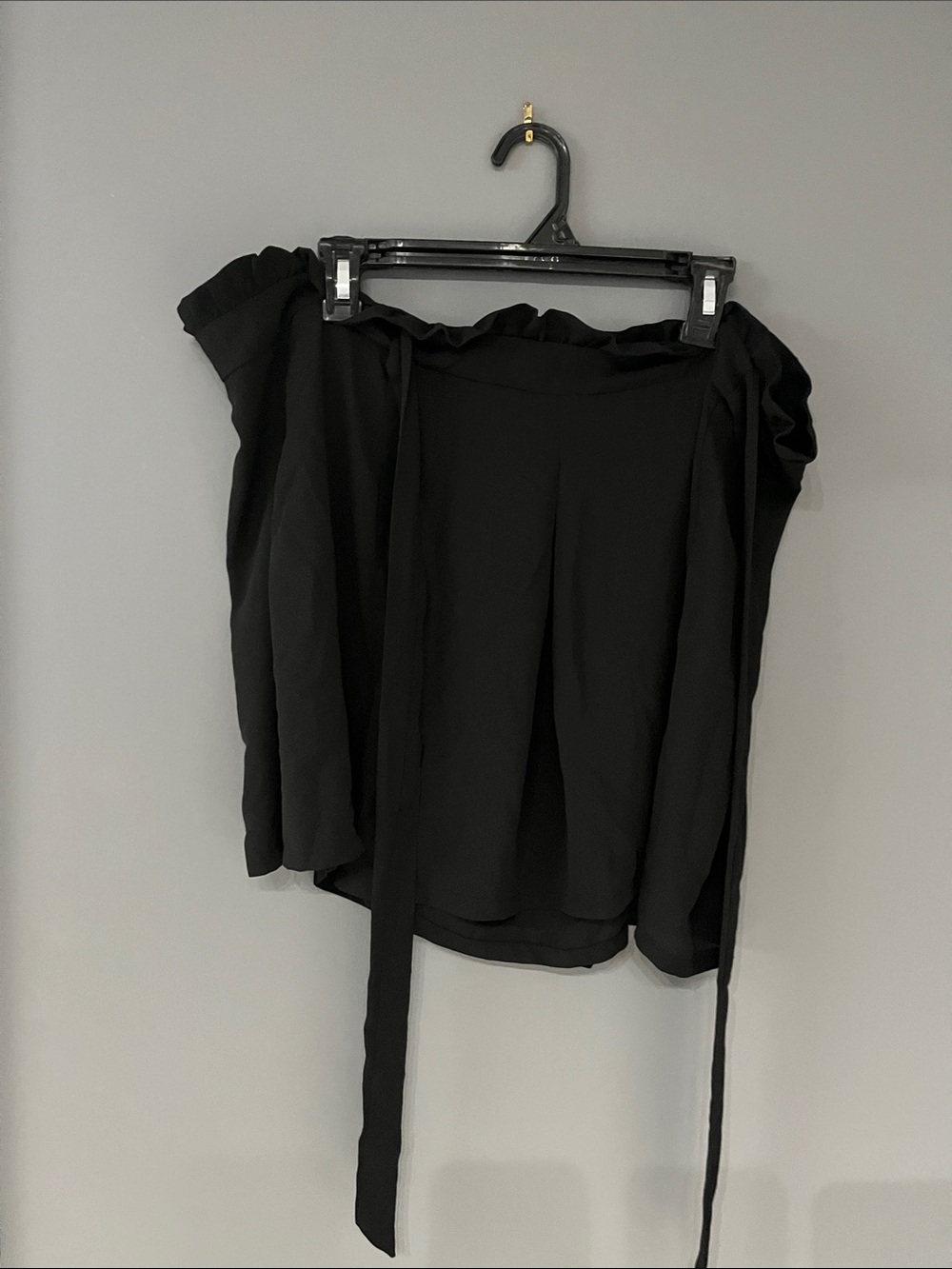 3/$15 SHEIN Black Tie-Front coverup Shorts
